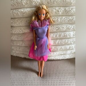 Vintage Barbie Doll – Pink & Purple Dress (1980s)